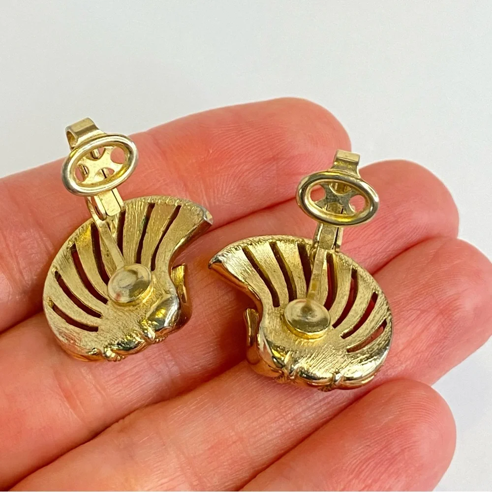 Vintage Monet Trifari Hong‎ Kong Clip On Earrings Lot of Three